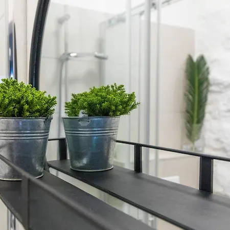 Piccola - 50m From Apartamento Dubrovnik