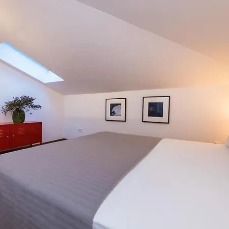 Piccola - 50m From *