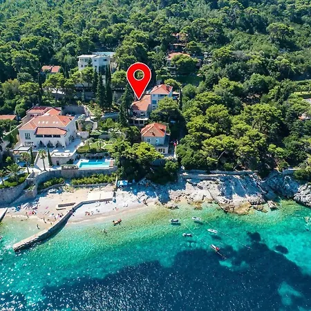 Piccola - 50m From Apartment