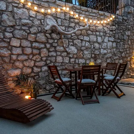 Piccola - 50m From *