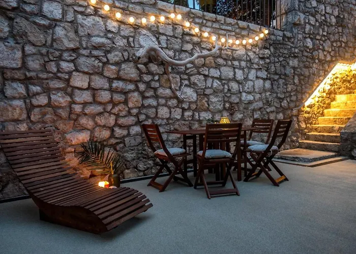 Piccola - 50m From *